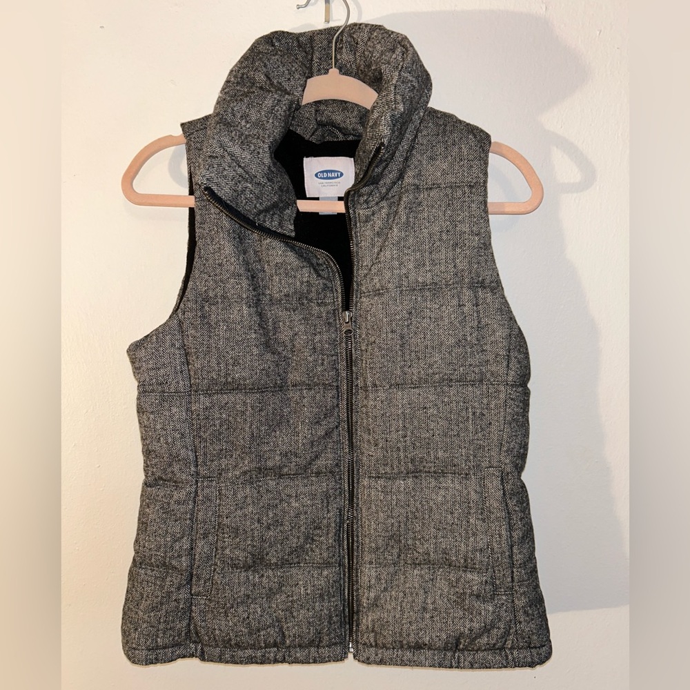 Old Navy Thick Gray Vest